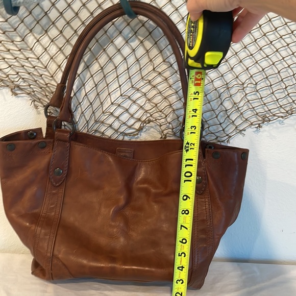 Fry handbag gently used - Picture 2 of 16